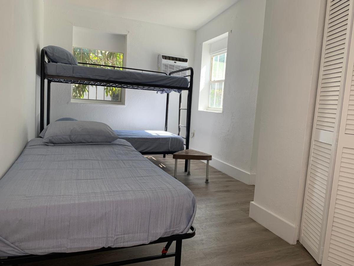 Eco-Shared Wynwood Hostel Miami Bagian luar foto